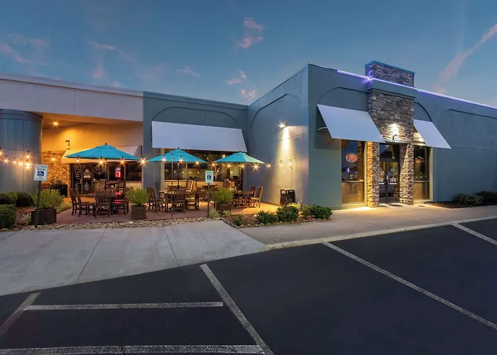 Airport Hotel: Clarion Inn Asheville Airport